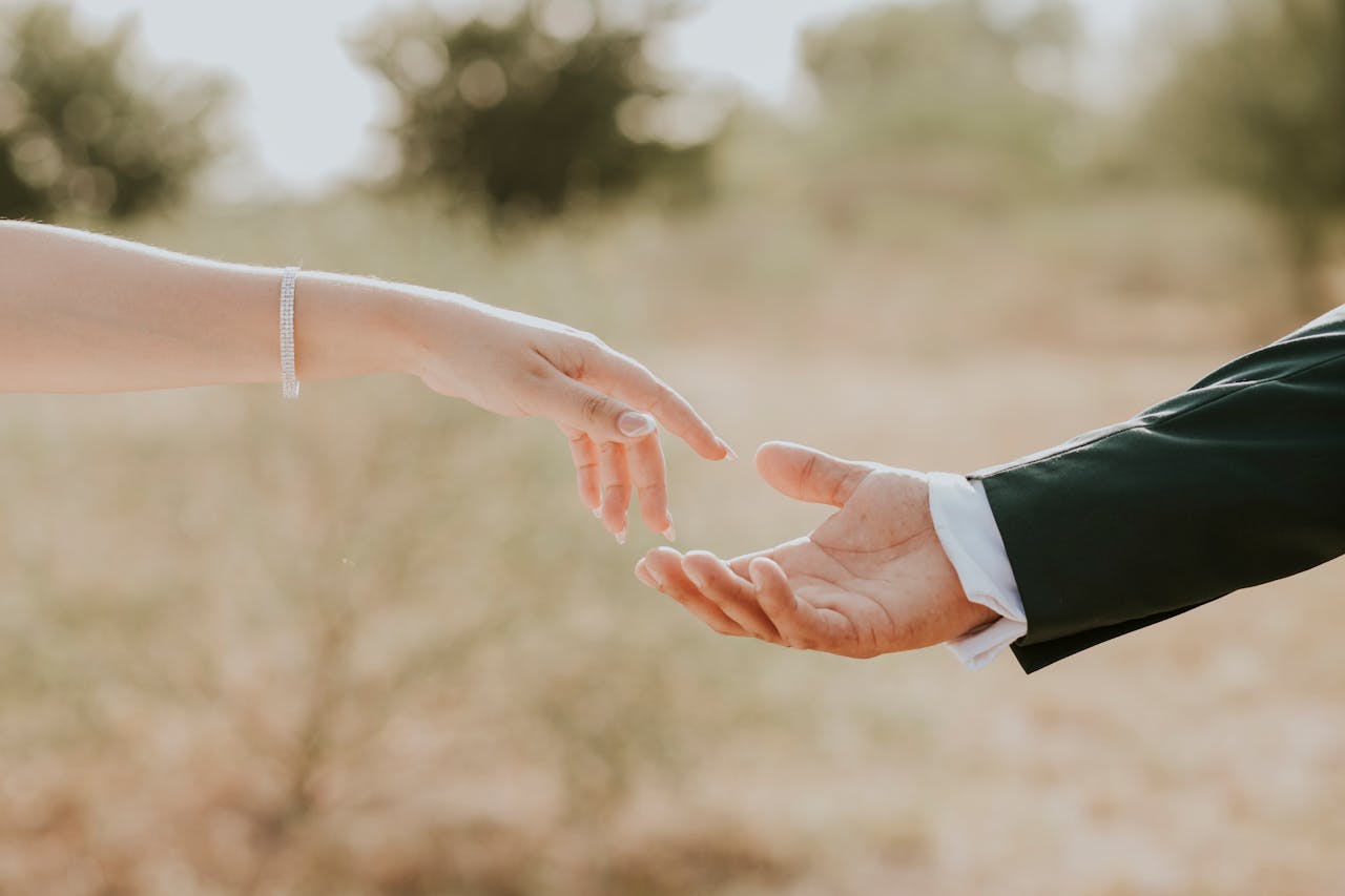 Trusted Love Vashikaran Specialist Astrologer to Get Back Ex Easily